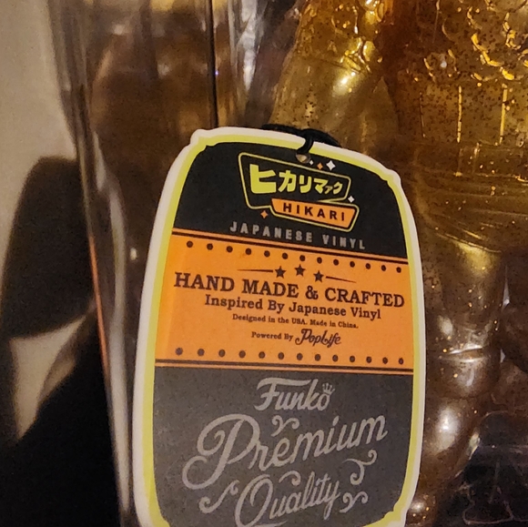 Action figure - Picture 8 of 11